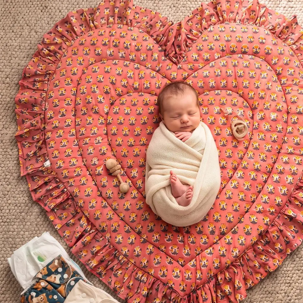 【saruche】 Baby Play Mat Heart Frill / Large - Vintage Coral _ chu chu CHUPETERIA