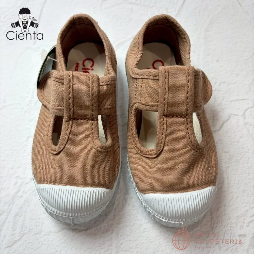 ｟3/31まで送料無料｠【CIENTA】T - Strap Shoes - 77997 Marron _1 _ chu chu CHUPETERIA
